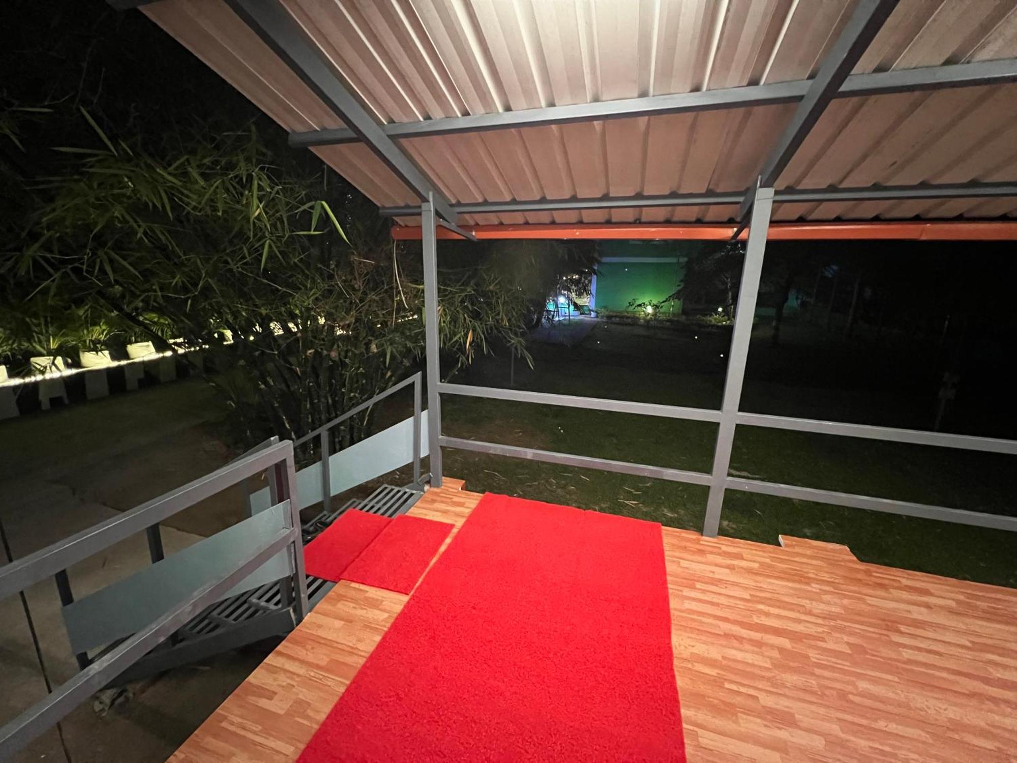 The Midway Jungle Resort Masinagudi Exterior foto