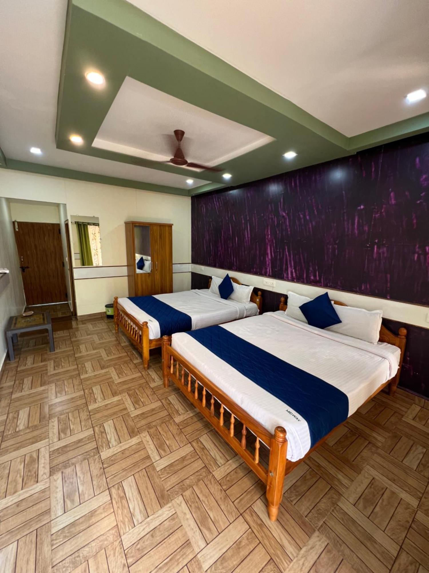The Midway Jungle Resort Masinagudi Exterior foto